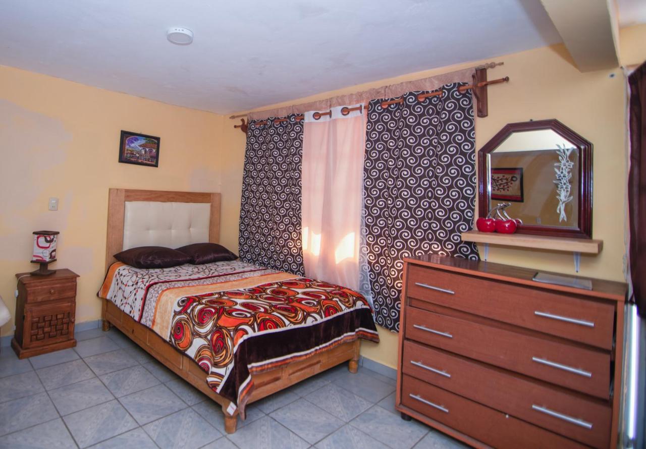 Bonito Departamento Fam cómodo capacidad 11 pax planta baja Zacatlán Exterior foto