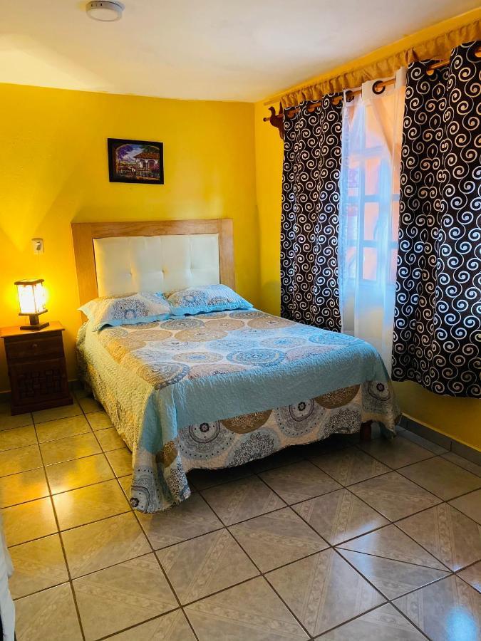 Bonito Departamento Fam cómodo capacidad 11 pax planta baja Zacatlán Exterior foto